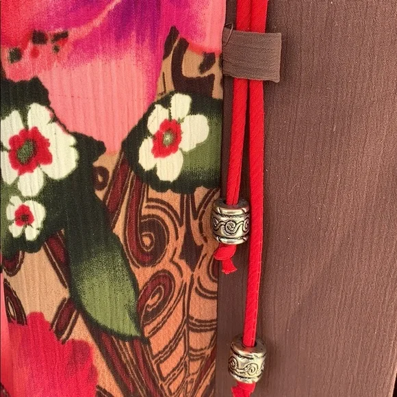 Maggie Sweet Brown Open Style Floral Print Top - Picture 5 of 10